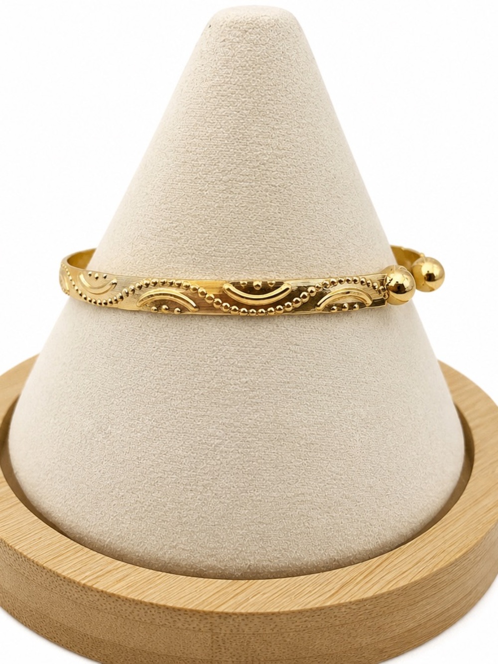 Women’s 14k Gold Plated Bangle adjustable bracelet - Cuff Bracelet - Picture 3 of 8